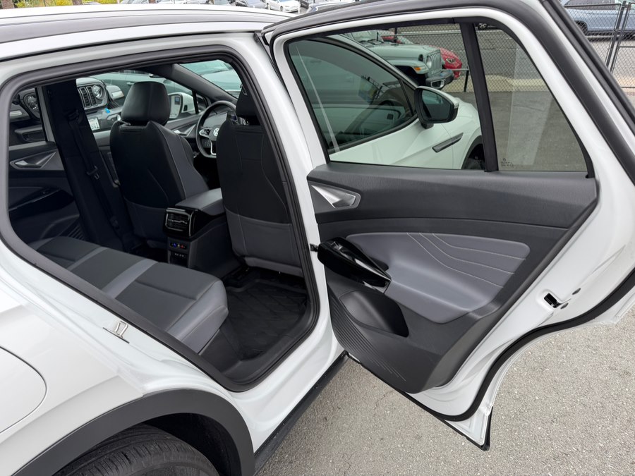 2023 Volkswagen ID.4 PRO S PLUS - Photo 37
