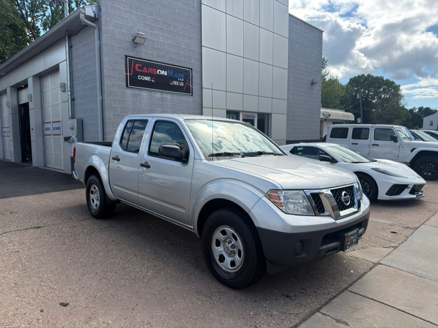 Silver 2014 Nissan Frontier SV Crew Cab Pickup Truck 4X2 Automatic