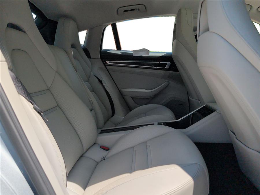 2019 Porsche Panamera Base - Photo 24