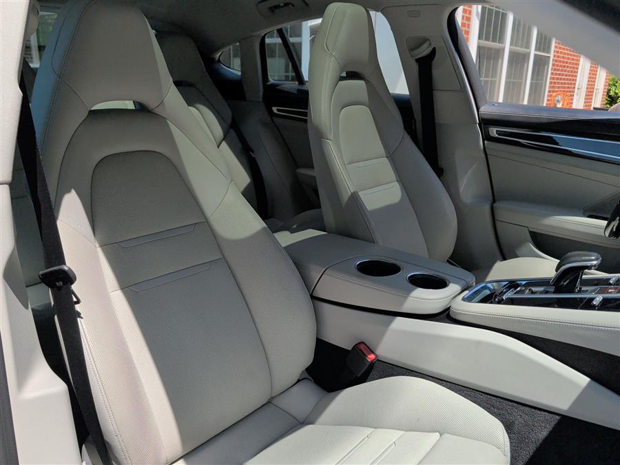 2019 Porsche Panamera Base - Photo 34