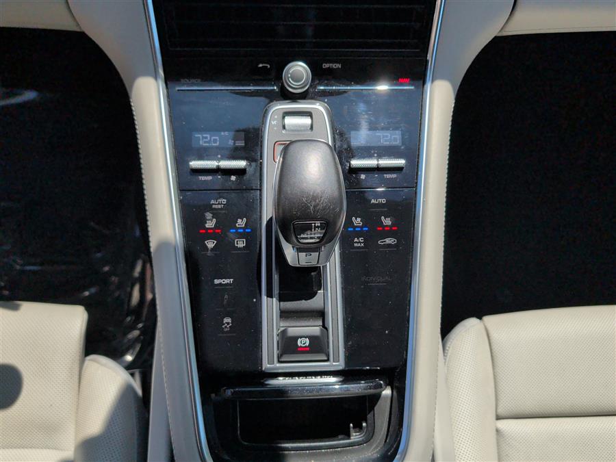 2019 Porsche Panamera Base - Photo 38