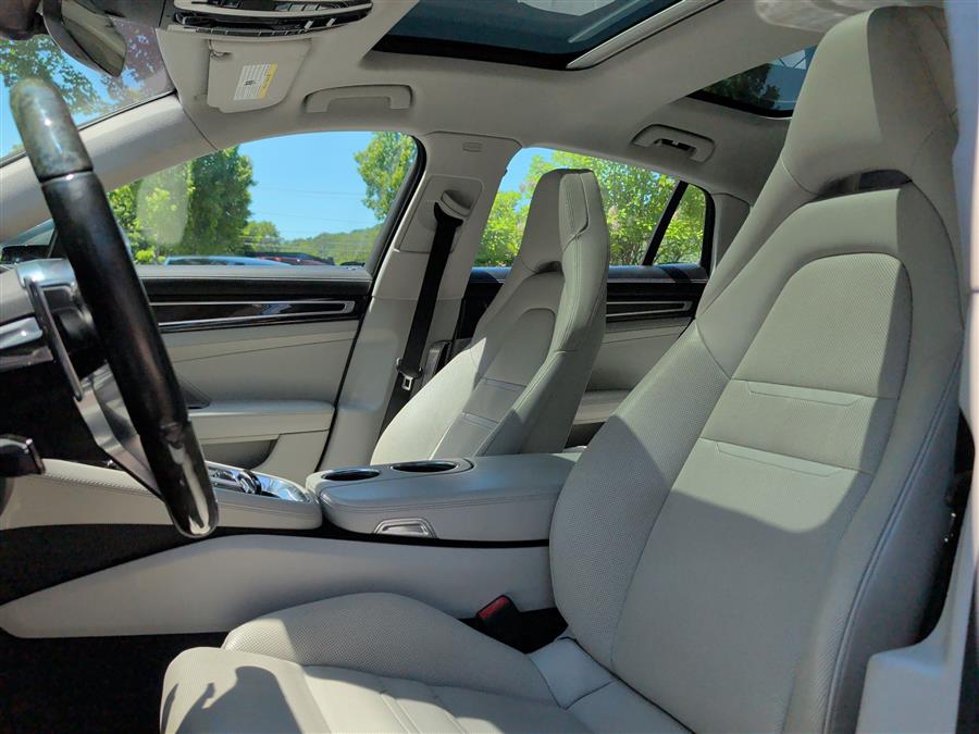 2019 Porsche Panamera Base - Photo 47
