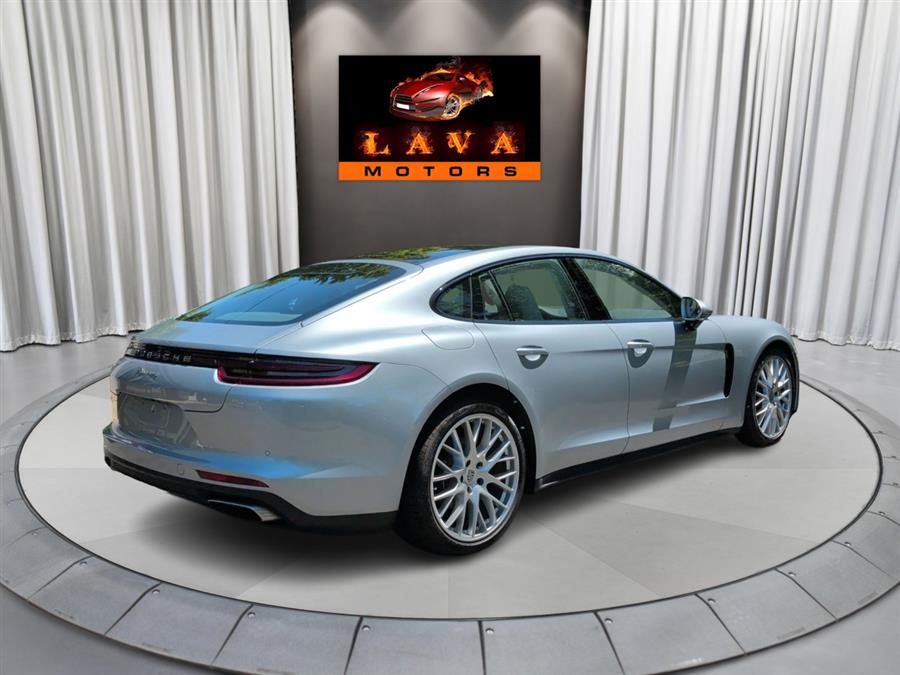 2019 Porsche Panamera Base - Photo 6