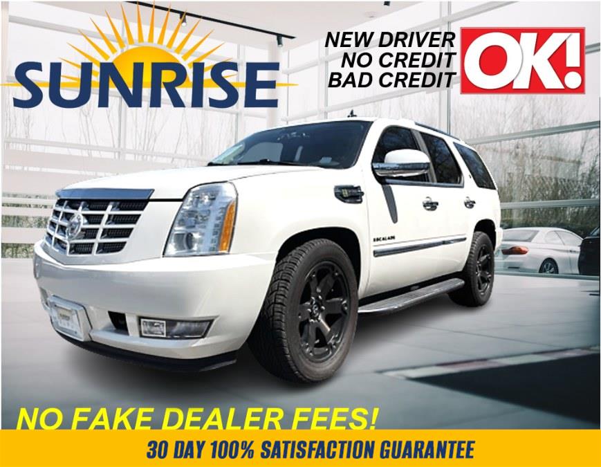 2010 Cadillac Escalade 4WD Hybrid's photo