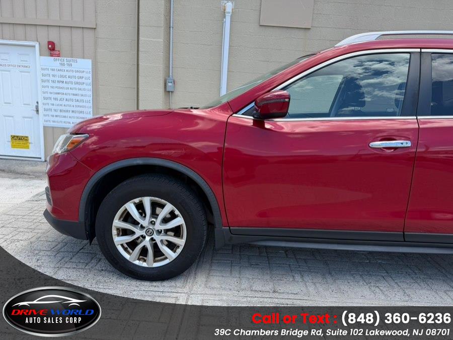 2017 Nissan Rogue SV - Photo 10