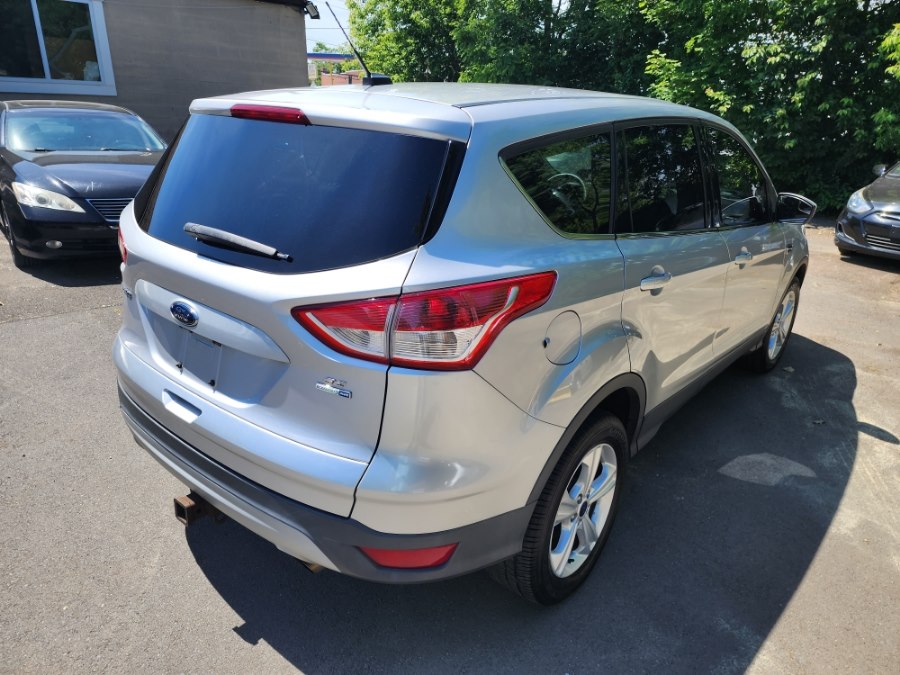 2016 Ford Escape SE - Photo 6