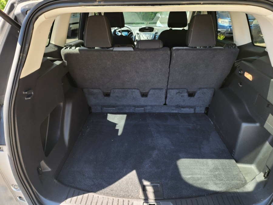 2016 Ford Escape SE - Photo 12