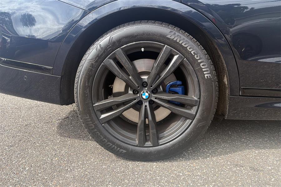 2022 BMW X7 M50i - Photo 23