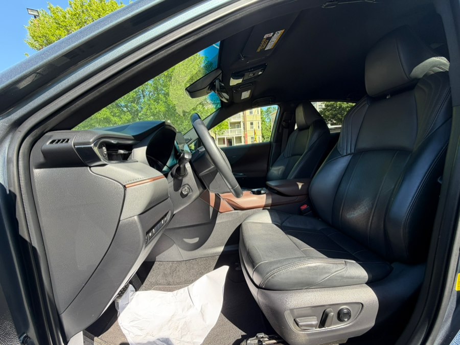 2021 Toyota Venza XLE - Photo 6