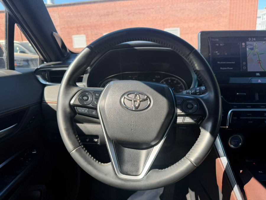 2021 Toyota Venza XLE - Photo 11