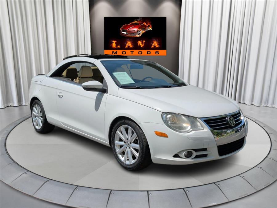 Candy White 2011 Volkswagen Eos Komfort SULEV Convertible Front-Wheel Drive Automatic