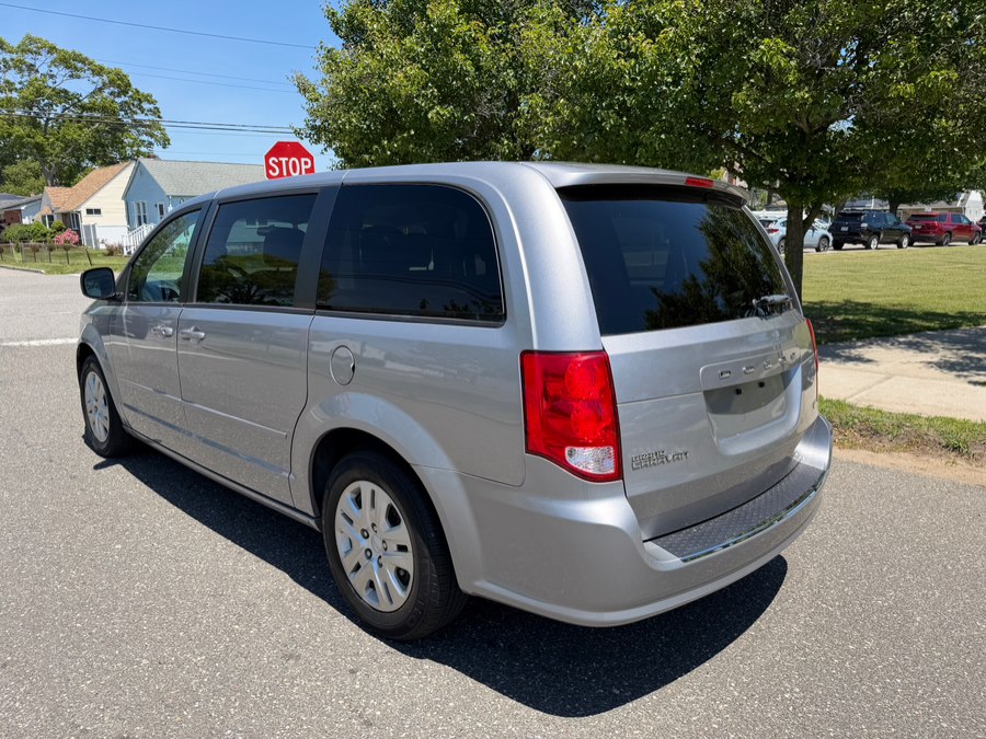 2016 Dodge Grand Caravan SE - Photo 6