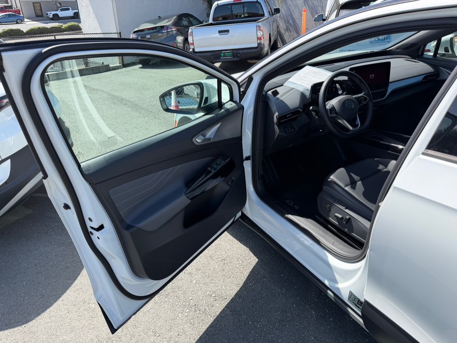 2023 Volkswagen ID.4 PRO S PLUS - Photo 8