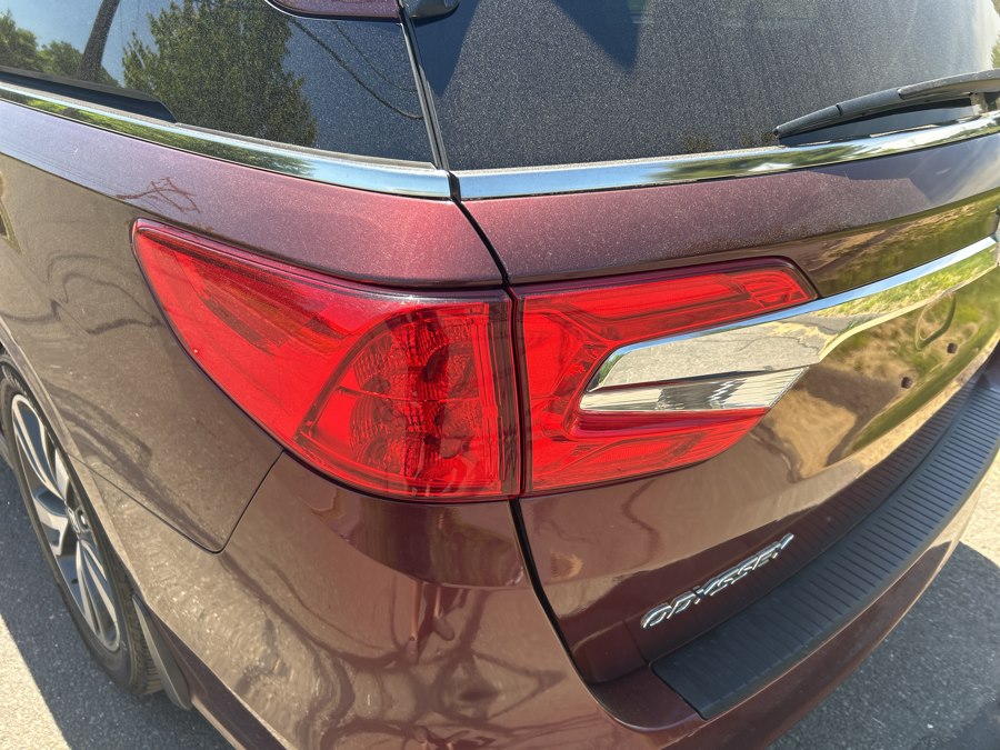 2019 Honda Odyssey EX-L - Photo 17