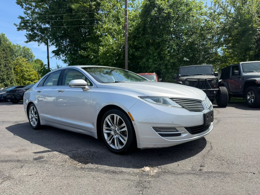 Ingot Silver Metallic 2015 Lincoln MKZ FWD Sedan Front-Wheel Drive Automatic