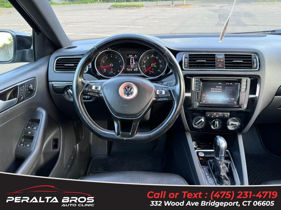 2018 Volkswagen Jetta SE Sport - Photo 9