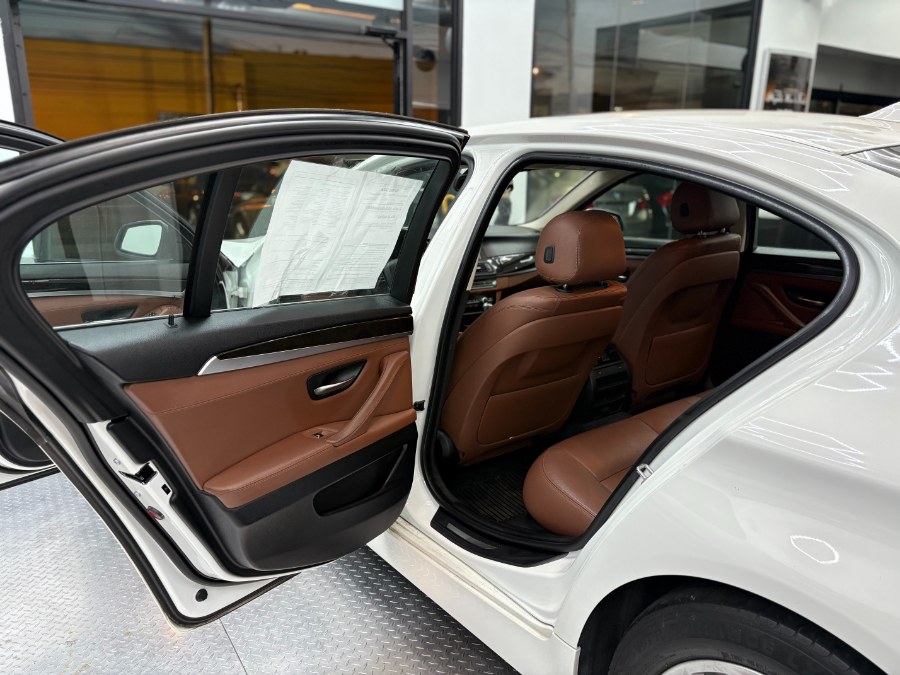 2015 BMW 5 Series 528i - Photo 6
