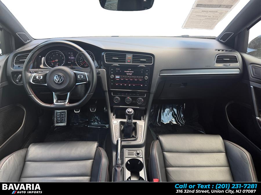 2019 Volkswagen Golf GTI 10