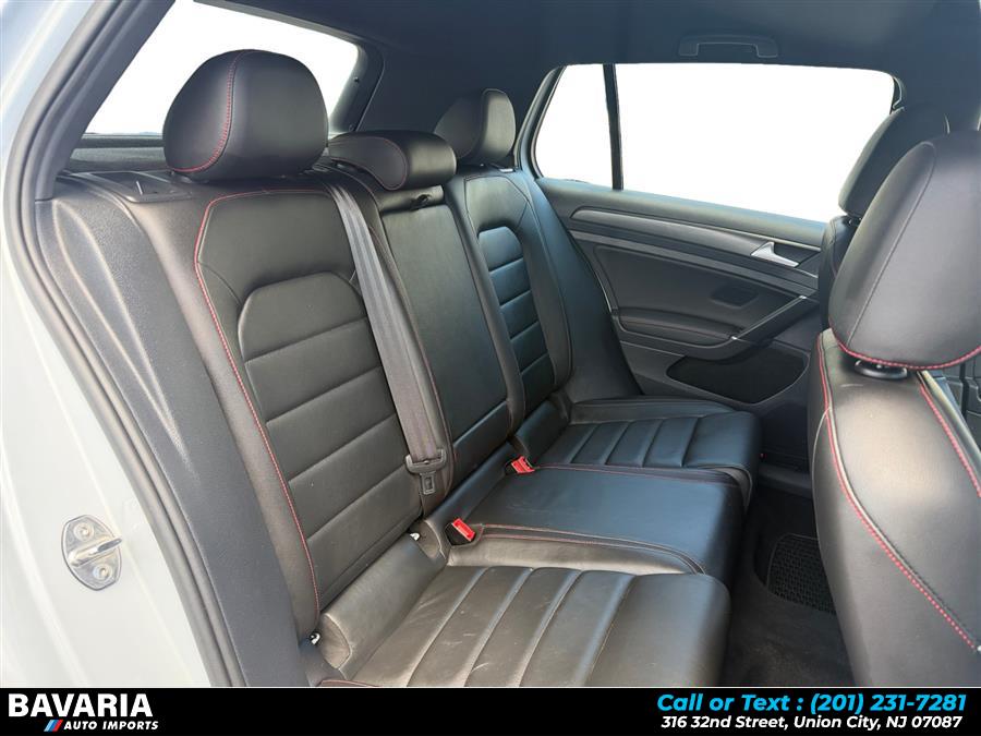 2019 Volkswagen Golf GTI 16
