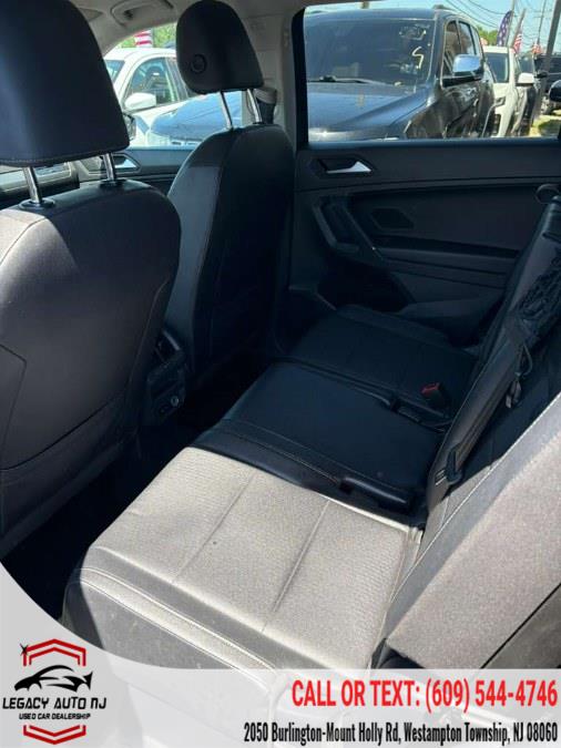 2020 Volkswagen Tiguan SE - Photo 7