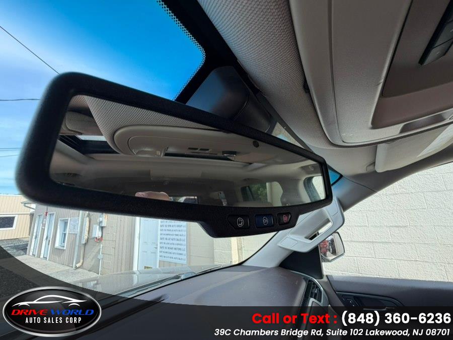 2015 Chevrolet Tahoe LT - Photo 37
