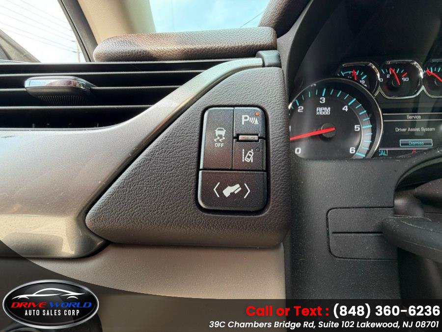 2015 Chevrolet Tahoe LT - Photo 24