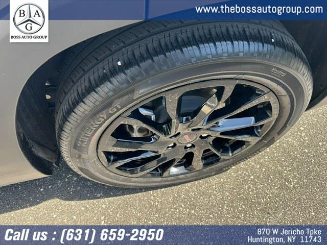 2023 GMC Terrain SLE - Photo 10