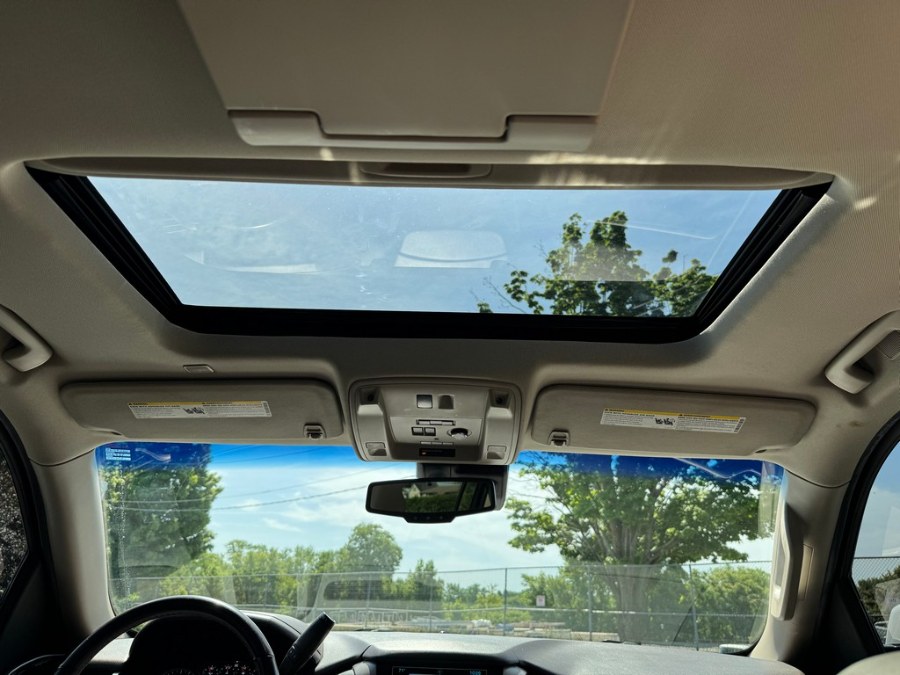 2019 GMC Yukon XL Denali - Photo 38