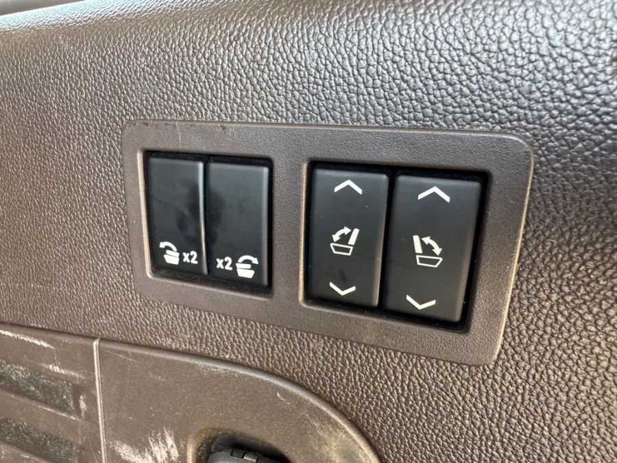 2019 GMC Yukon XL Denali - Photo 28