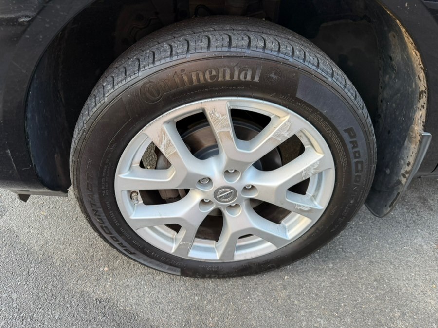 2013 Nissan Rogue SV - Photo 22