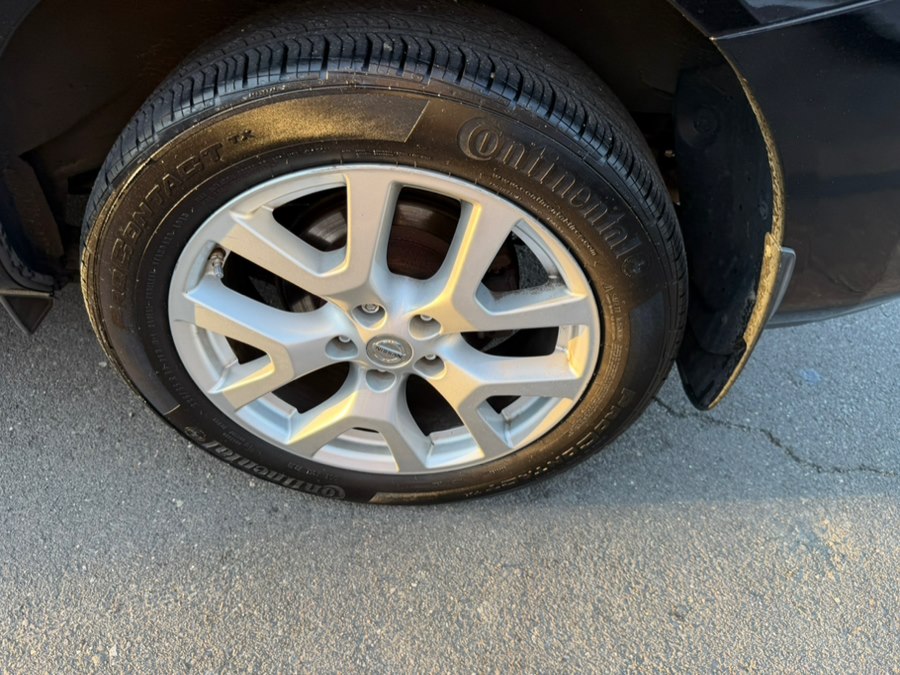 2013 Nissan Rogue SV - Photo 25