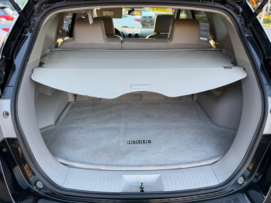 2013 Nissan Rogue SV - Photo 21