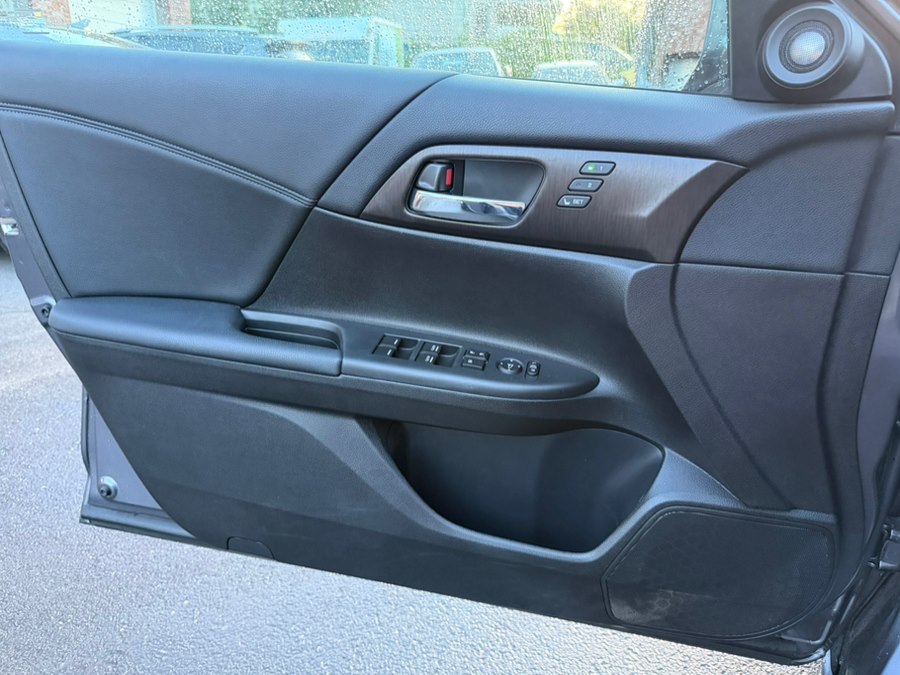 2014 Honda Accord EX-L - Photo 21
