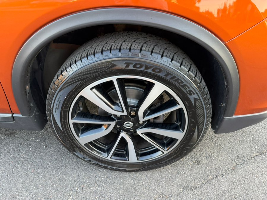 2017 Nissan Rogue SL - Photo 28
