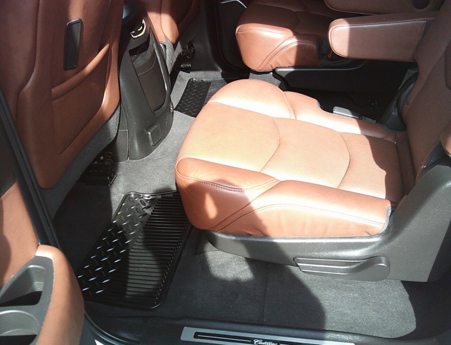 2017 Cadillac Escalade ESV Luxury - Photo 19