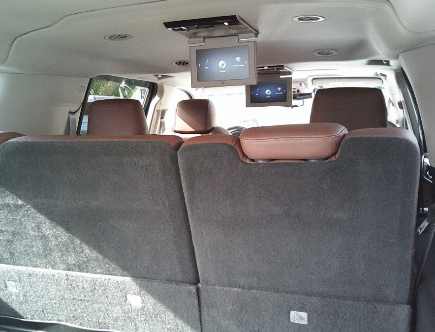 2017 Cadillac Escalade ESV Luxury - Photo 26