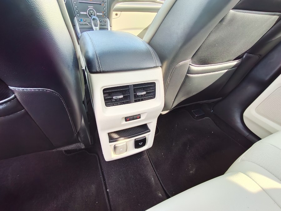 2015 Ford Edge Titanium - Photo 17