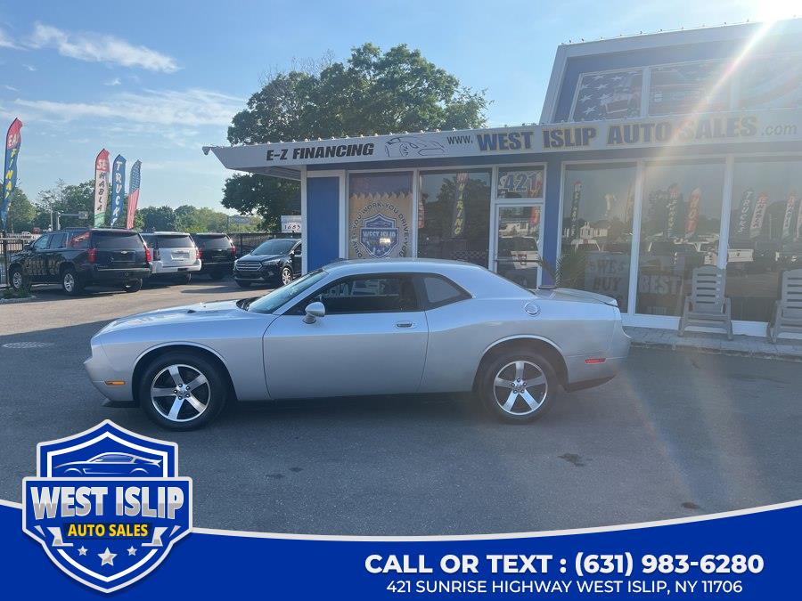 2009 Dodge Challenger R/T's photo