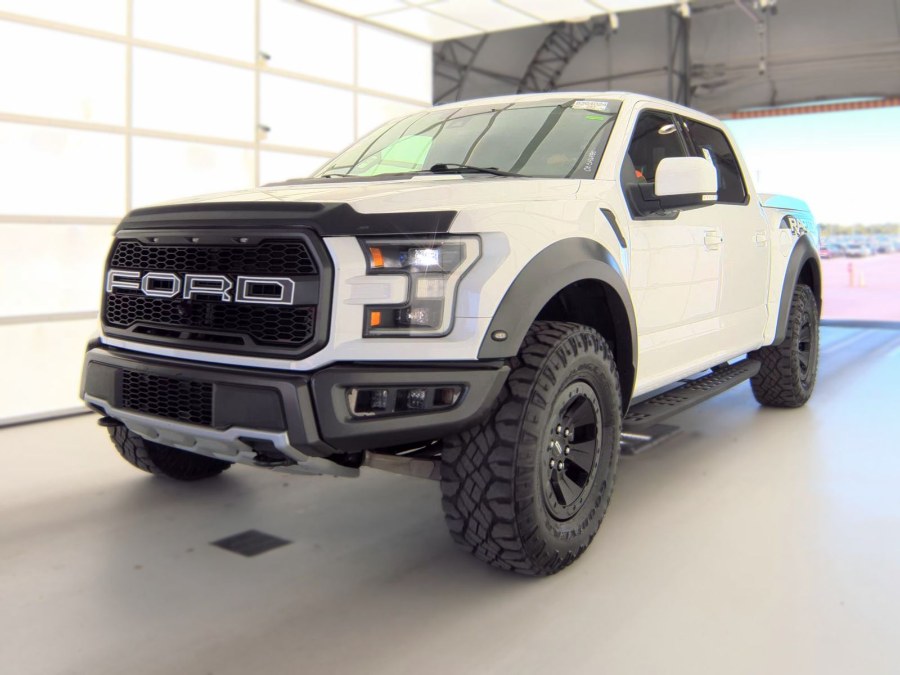 White 2018 Ford F-150 Raptor SuperCrew 4WD Pickup Truck Four-Wheel Drive Automatic