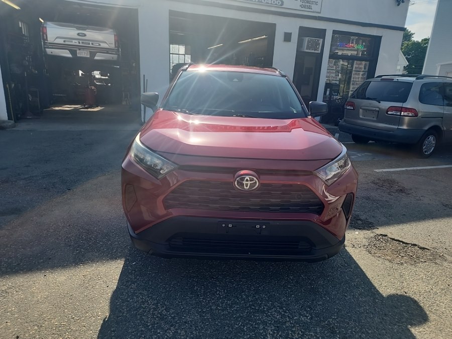 2021 Toyota RAV4 LE - Photo 1