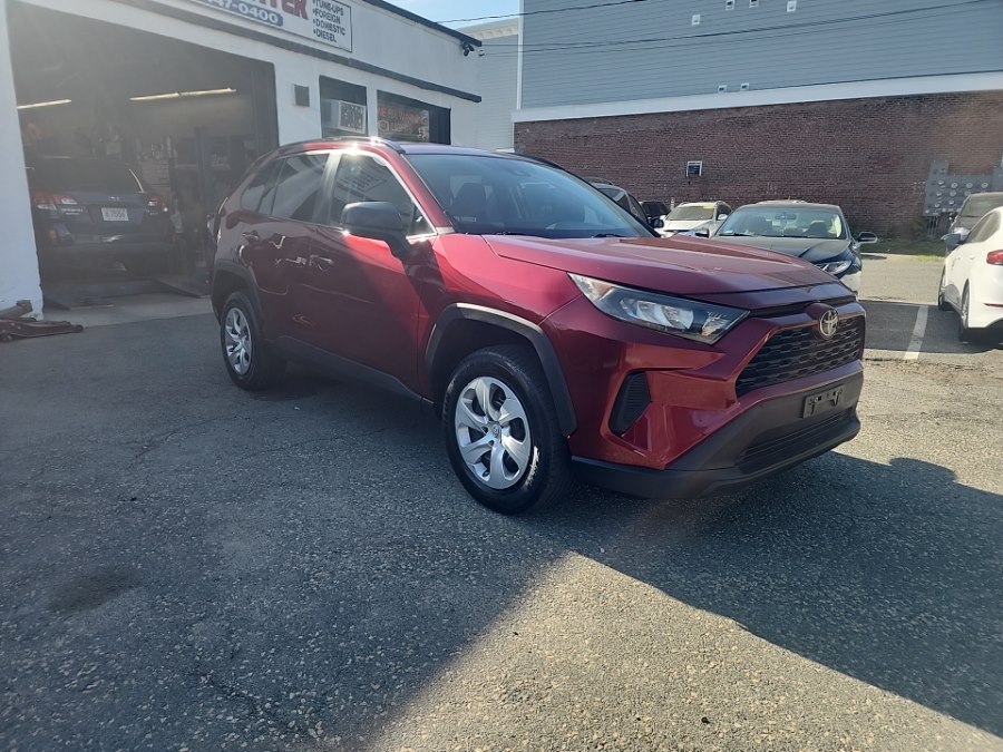 2021 Toyota RAV4 LE - Photo 2