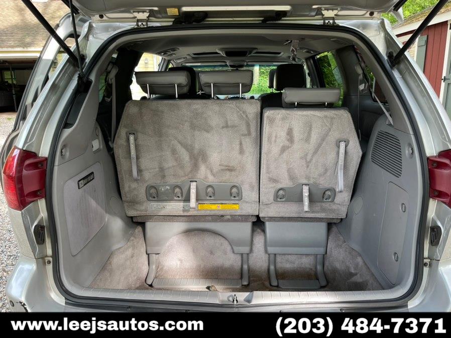 2005 Toyota Sienna XLE - Photo 14