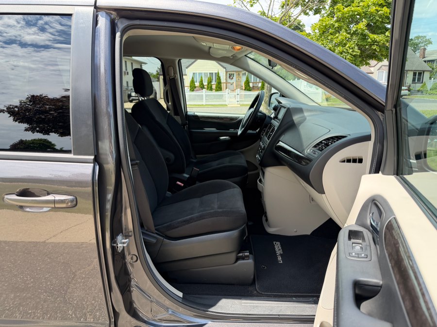 2018 Dodge Grand Caravan SE - Photo 16