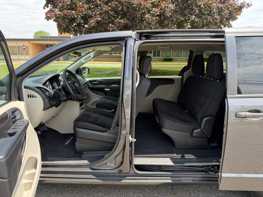2018 Dodge Grand Caravan SE - Photo 15