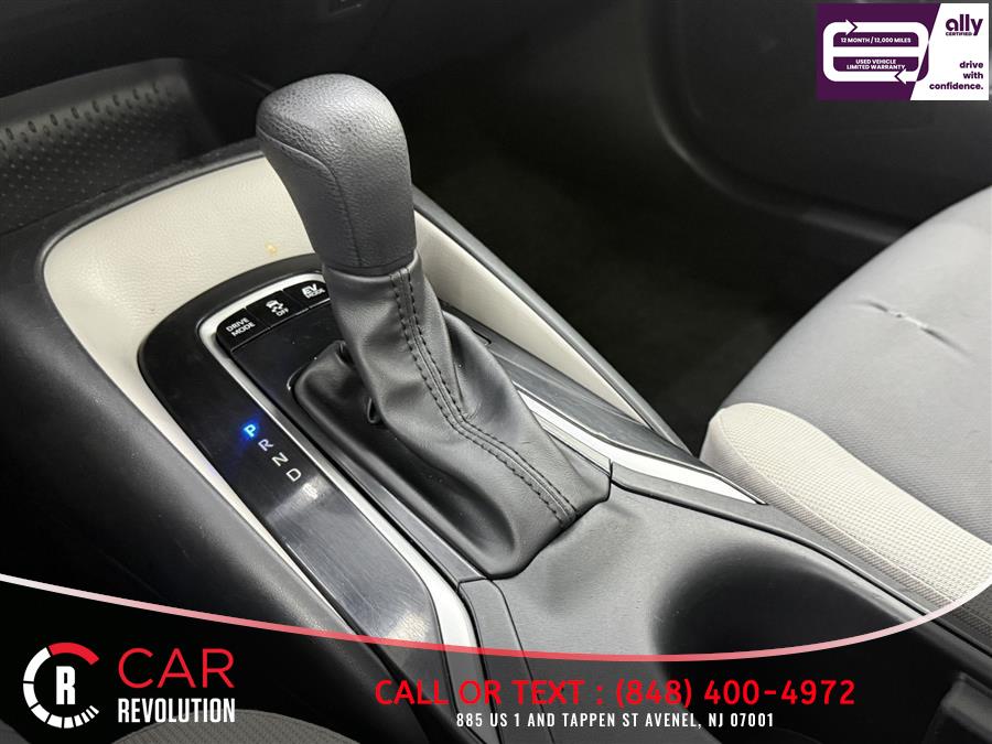 2023 Toyota Corolla LE - Photo 16