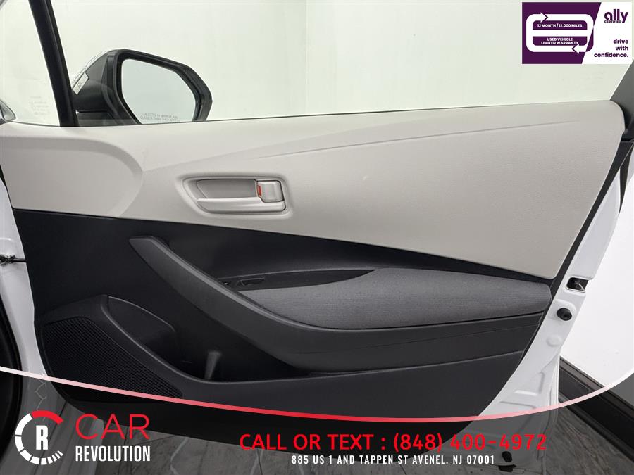 2023 Toyota Corolla LE - Photo 32