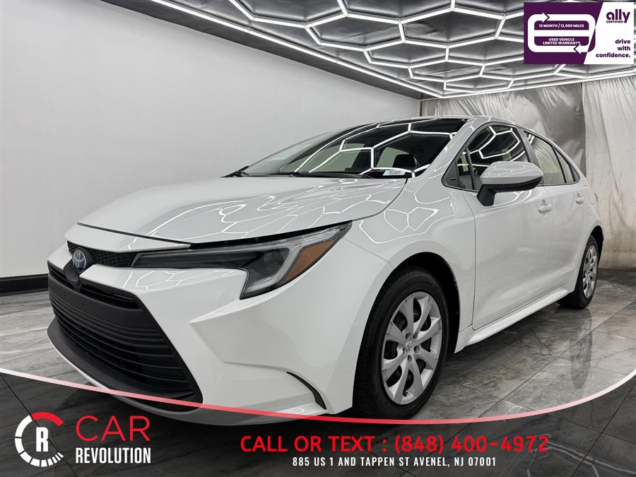 2023 Toyota Corolla LE - Photo 2