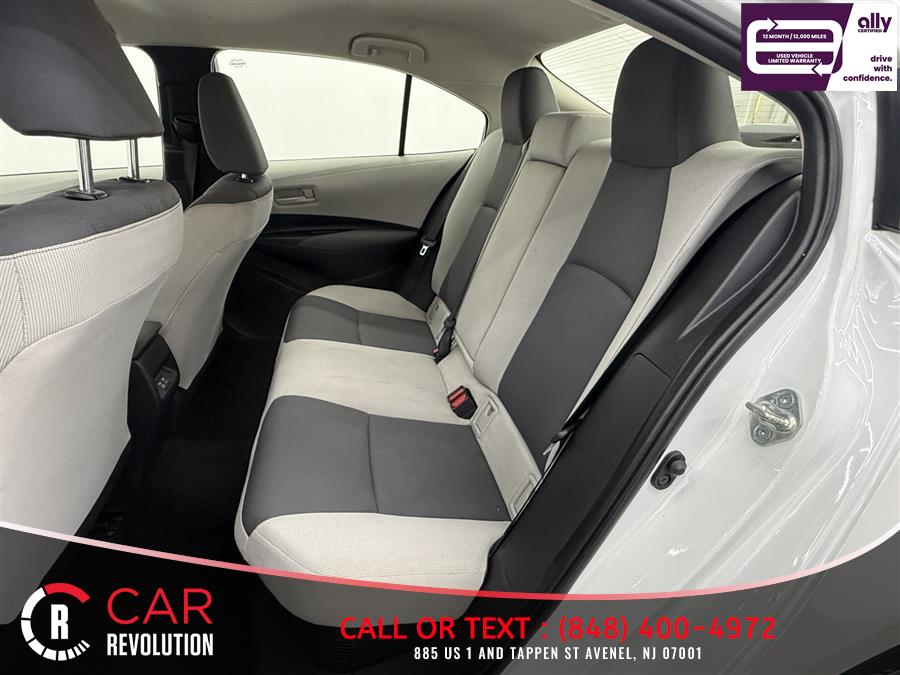 2023 Toyota Corolla LE - Photo 23