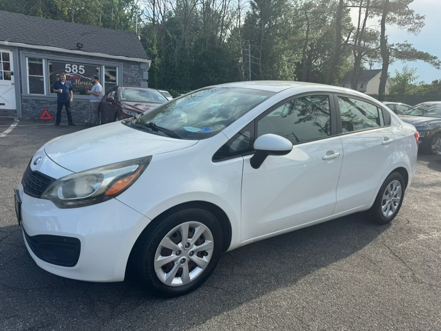 Clear White 2013 Kia Rio LX Sedan Front-Wheel Drive Automatic