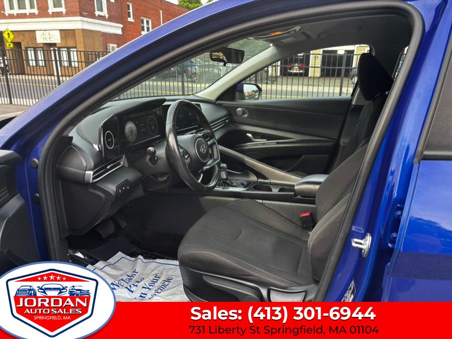 2021 Hyundai Elantra SEL - Photo 8